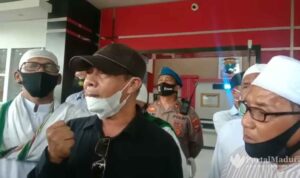 Simpatisan di Bangkalan Desak HRS Dibebaskan