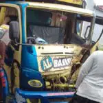 Sopir asal Batuputih, Truk Fuso Hantam Pohon di Sampang