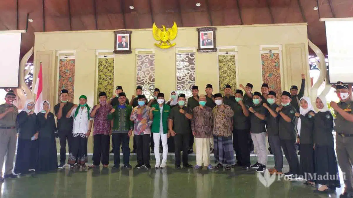 Baanar Pamekasan Dilantik di Hari Cantik