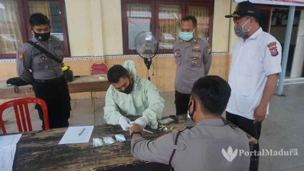 Bebas Corona, 104 Anggota Polres Sampang di BKO ke Pilkada Sumenep