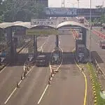 Rapid Test Keluar Masuk Jembatan Suramadu pada Pergantian Tahun Baru