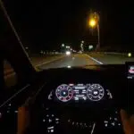 Perjalanan Jauh di Malam Hari? Lakukan Cara Berikut Agar Aman Saat Berkendara