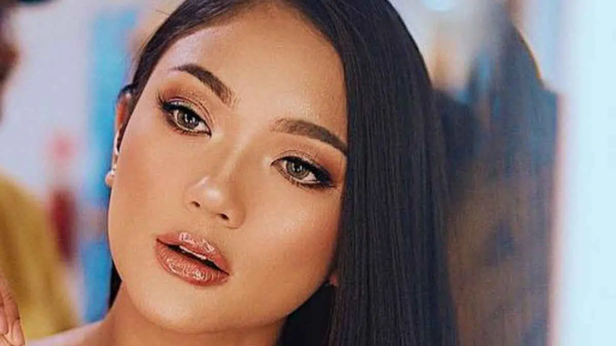 5 Rekomendasi Warna Eyeshadow Untuk Anda Pemilik Kulit Sawo Matang