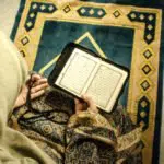 Baca Dua Ayat Terakhir Surah At Taubah, Manfaatnya Sungguh Dahsyat