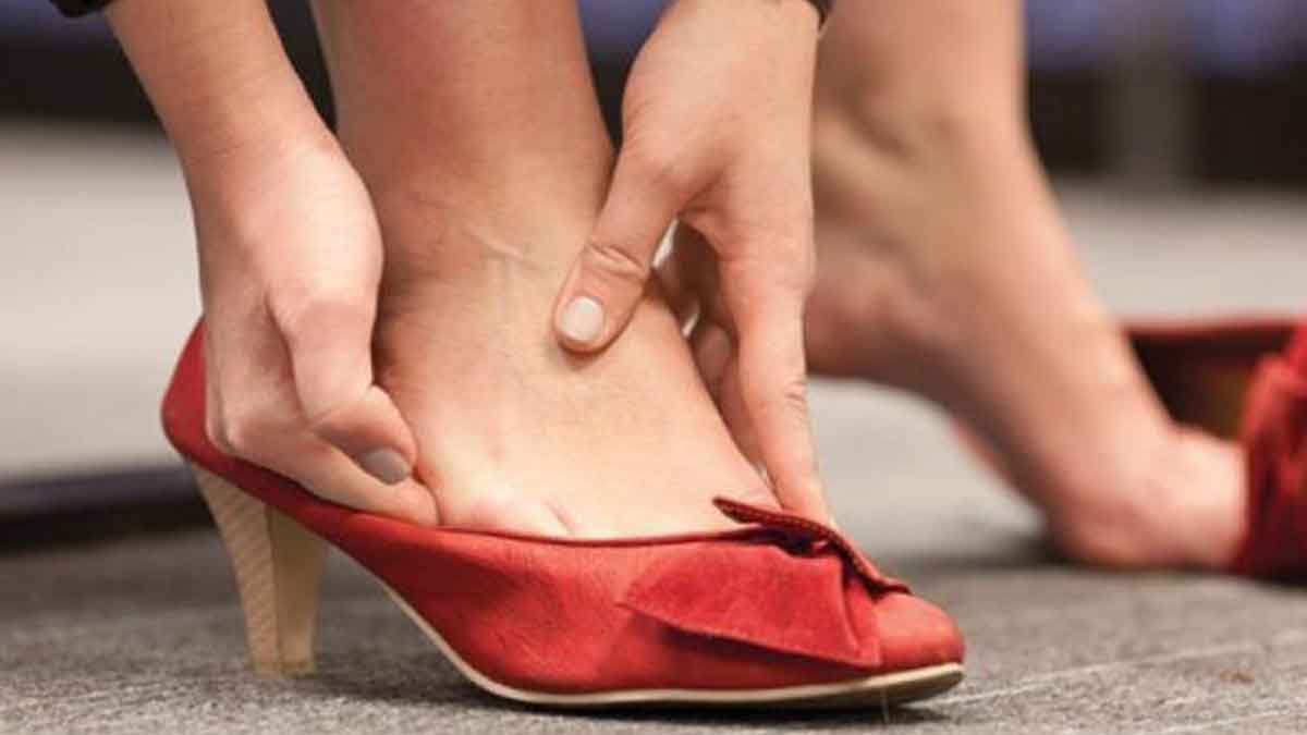 Berikut Cara Atasi Sepatu yang Kekecilan dengan Mudah