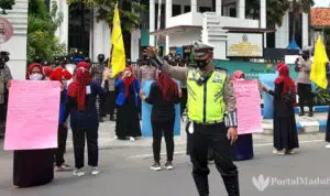 Demo Kejari, PMII Sampang Desak Terapkan Hukuman Kebiri