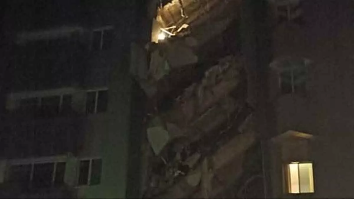 Gempa Sulawesi Barat, 3 Tewas 2.000 Orang Mengungsi