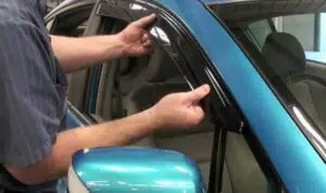 Ingin-Pasang-Talang-Air-Mobil-4-Hal-Ini-Harus-Diperhatikan