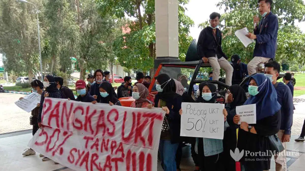 Beban Pada Masa Pandemi, Mahasiswa UTM Protes UKT