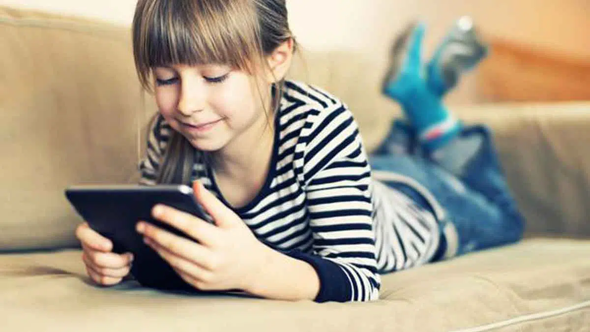 Anak Kecanduan Gadget? Ini 5 Cara Mengatasinya