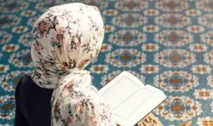 Umat Islam, Ini 8 Adab Baca Alquran