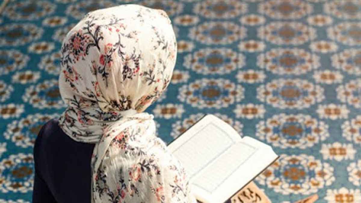 Umat Islam, Ini 8 Adab Baca Alquran