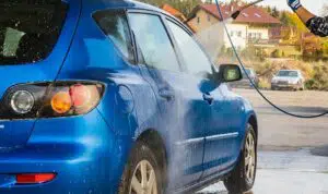 Perhatikan!-Bagian-Mobil-Ini-Jangan-Sampai-Kena-Air-Saat-Dicuci