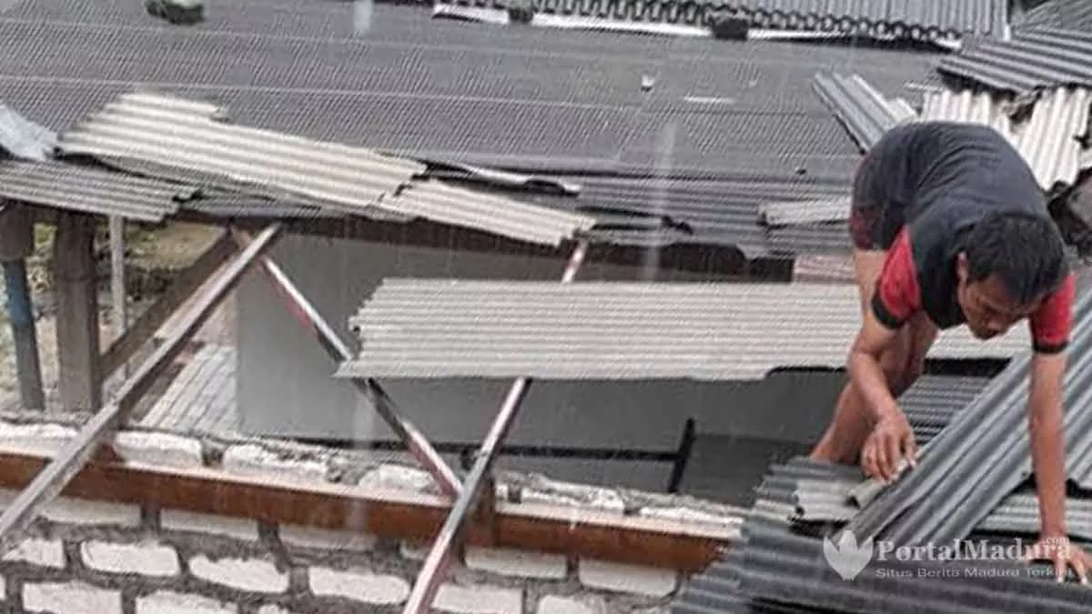 Angin Kencang, Rumah Warga Pamekasan Porak poranda