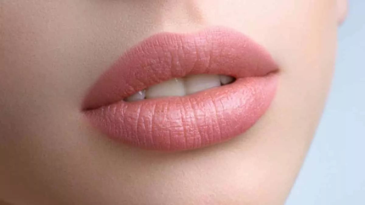 5 Cara Tebalkan Bibir Tanpa Suntik