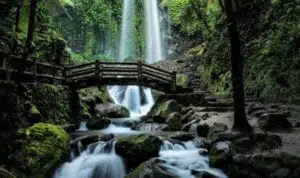 5 Wisata Air Terjun di Jawa Tengah yang Wajib Anda Tahu