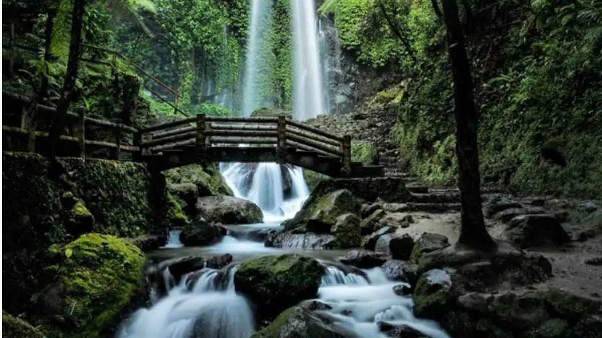5 Wisata Air Terjun di Jawa Tengah yang Wajib Anda Tahu