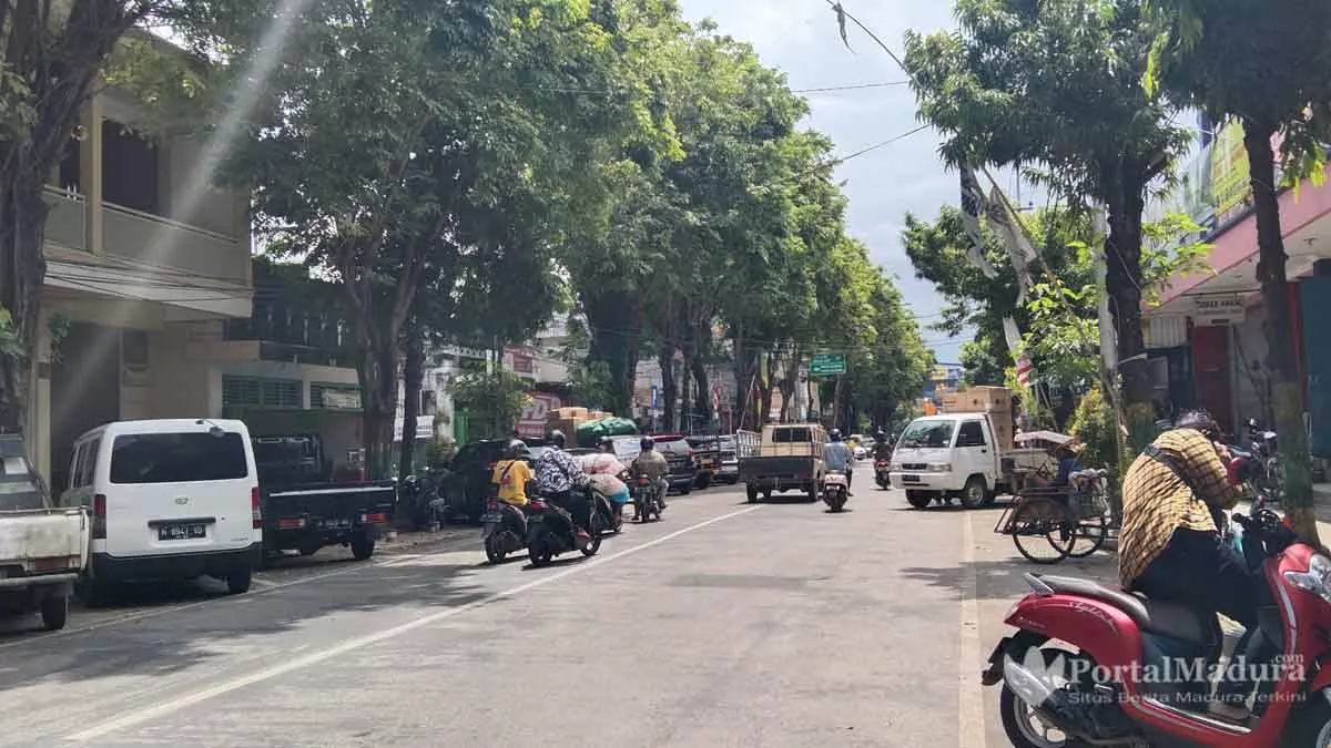 Ancam Laka, Ini Biang Kerok Kemacetan Jalan Panglima Sudirman Sumenep