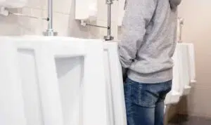 Ingin Tahu Kondisi Kesehatan? Cek dari 7 Macam Bau Urine Ini