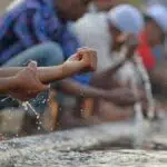 Bersuci Pakai Air Banjir, Bolehkah?