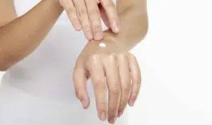 Cara Atasi Kulit Kering Pada Tangan dengan Mudah
