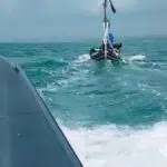 KM Berhazil II Digulung Ombak 3 Meter, Tiga Nelayan Hilang 14 Selamat