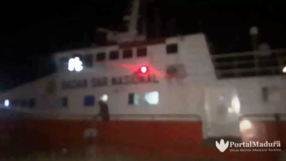 KN SAR Antasena Sisir Laut Sumenep, Tiga Korban Kapal Tenggelam Belum Ditemukan