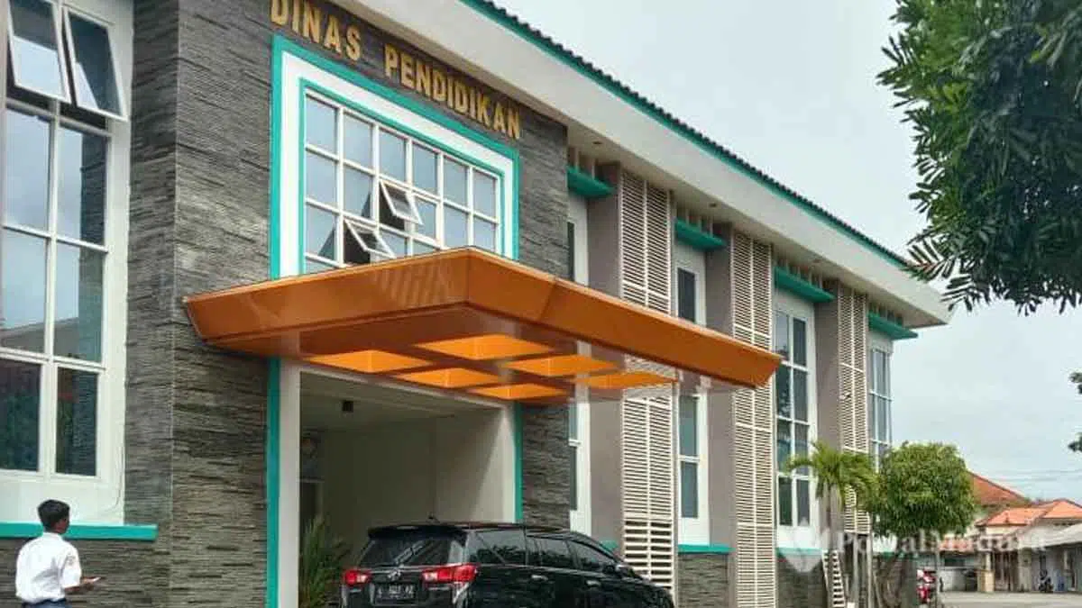 Tunjangan Guru Sertifikasi Tersendat