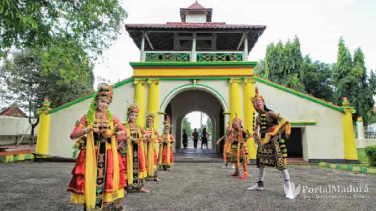 Kembalikan Fungsi Keraton di Masa Keemasan Raja, Bupati Sumenep: Pengunjung Wajib Lepas Alas Kaki