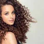 Ingin Rambut Keriting Anda Terlihat Memesona? Ini 7 Inspirasinya