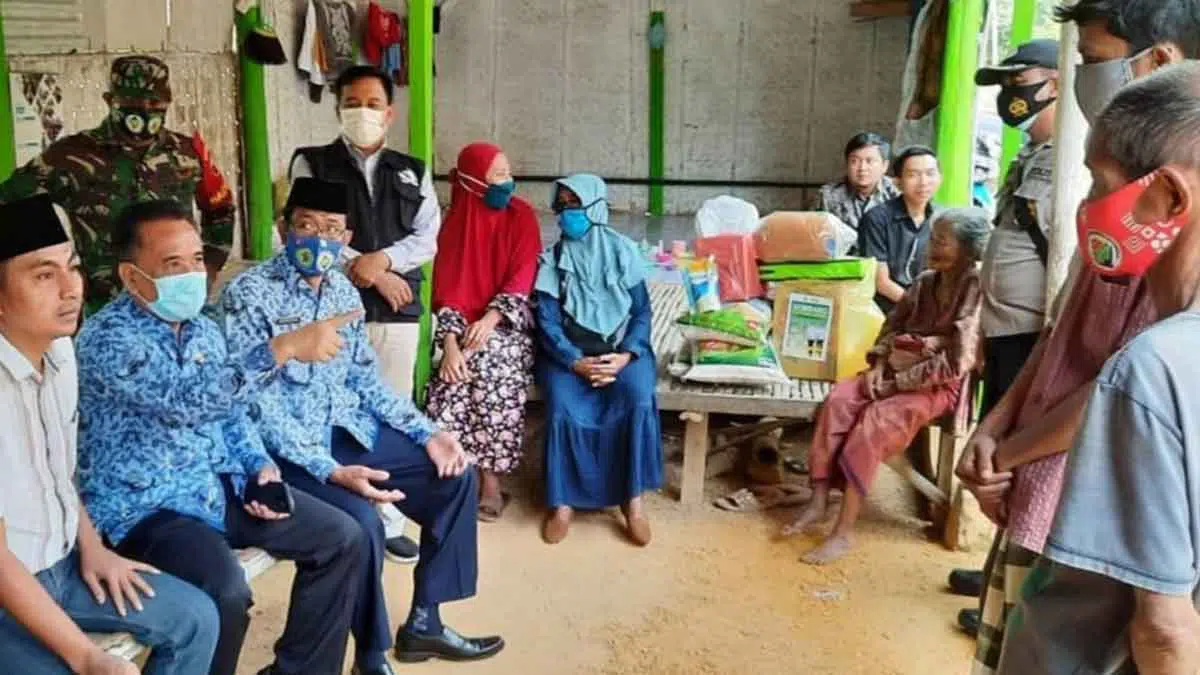 Bantuan Makan Untuk Lansia Tunggu SK Bupati