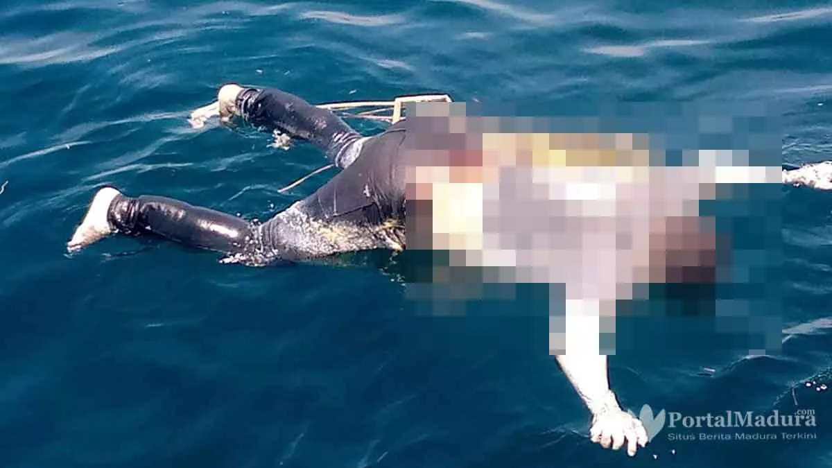 Mayat Tanpa Identitas Terapung di Selat Madura