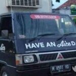 Mobil Box Es Cream Raib Saat Parkir di Bluto Sumenep