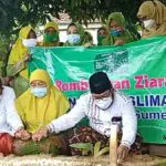 Penuhi Nazar, Air Mata Wakil Bupati Sumenep Terpilih Tumpah Saat Ziarah ke Makam Suaminya