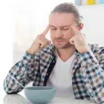Perlu Diketahui, 5 Jenis Makanan Ini Bisa Sebabkan Sakit Kepala