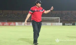 Presiden  Ingatkan Pelatih Promosikan Pemain Binaan