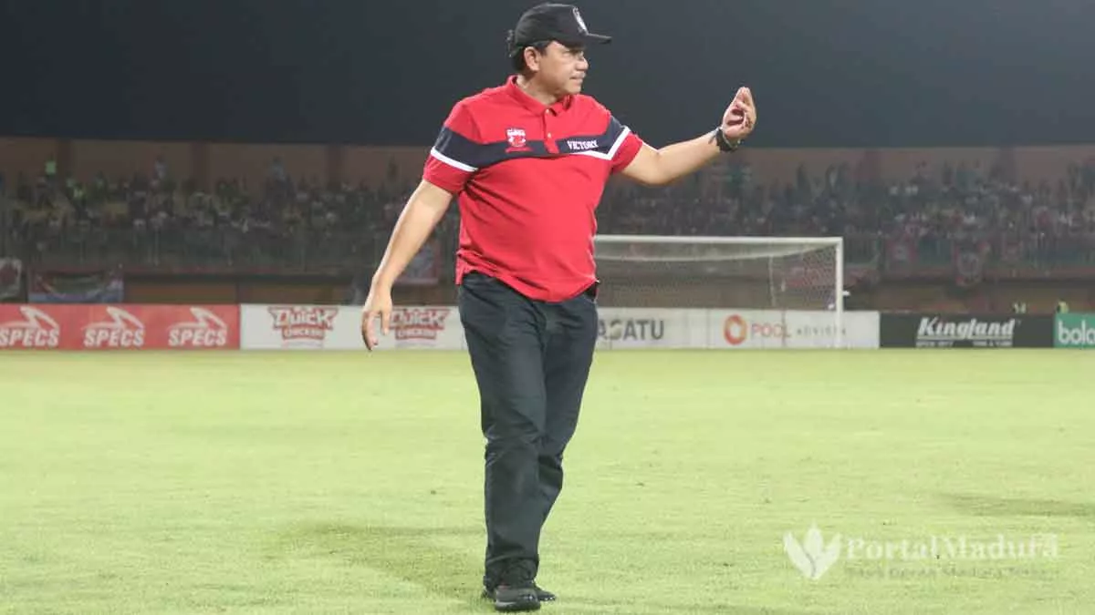 Presiden  Ingatkan Pelatih Promosikan Pemain Binaan