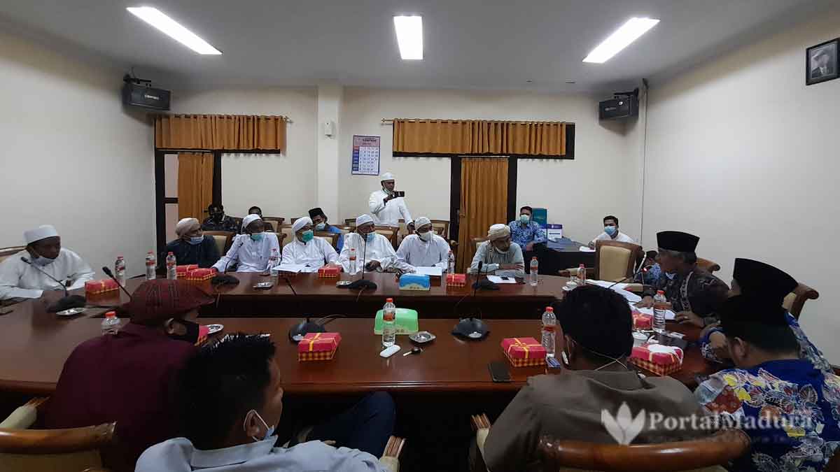 Ulama Sampang Desak Pertimbangkan SKB 3 Menteri