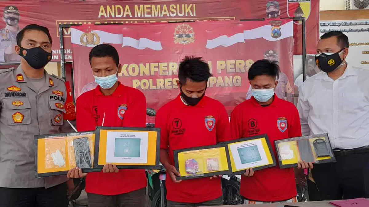 Terdesak Kebutuhan Ekonomi, Tiga Warga Ketapang Sampang Jadi Kurir Sabu