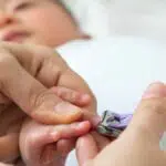 Tips Memotong Kuku Bayi yang Aman dan Nyaman