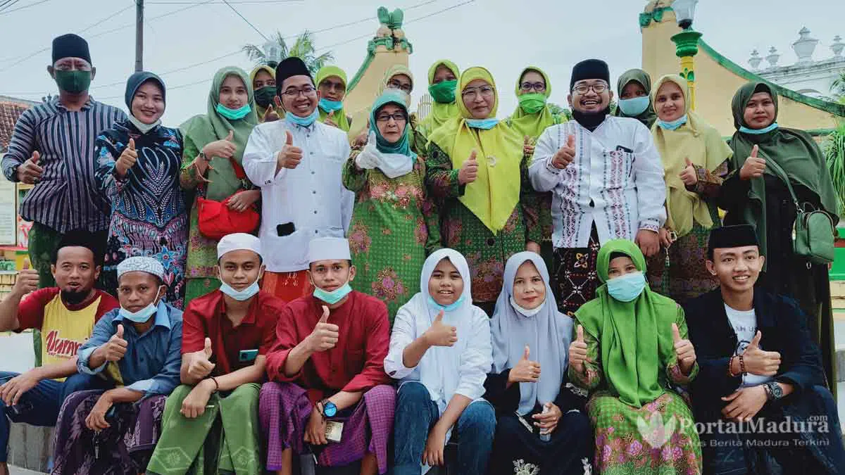 Wasiat Almarhum Suami Pemicu Air Mata Wakil Bupati Sumenep Terpilih Tumpah di Pemakaman Keluarga