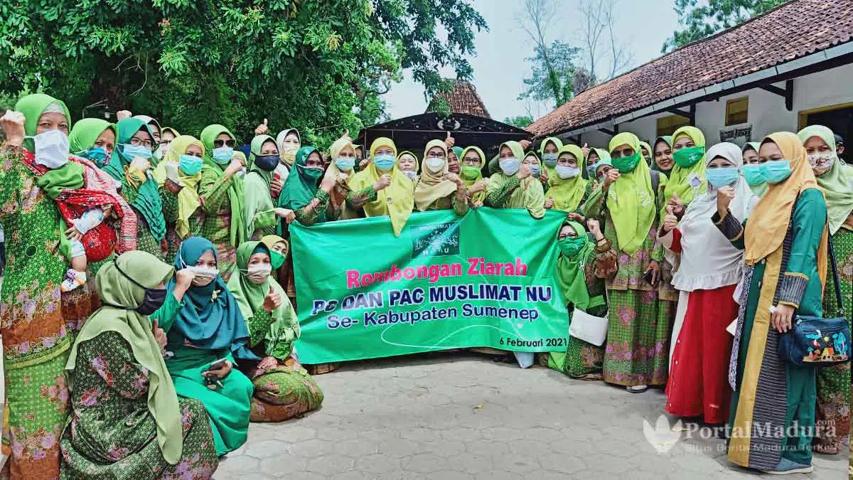 Wasiat Almarhum Suami Pemicu Air Mata Wakil Bupati Sumenep Terpilih Tumpah di Pemakaman Keluarga