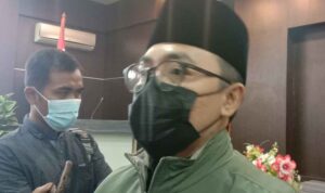Bupati Baddrut Tamam Terharu Ingat Jasa Wabup Raja'e