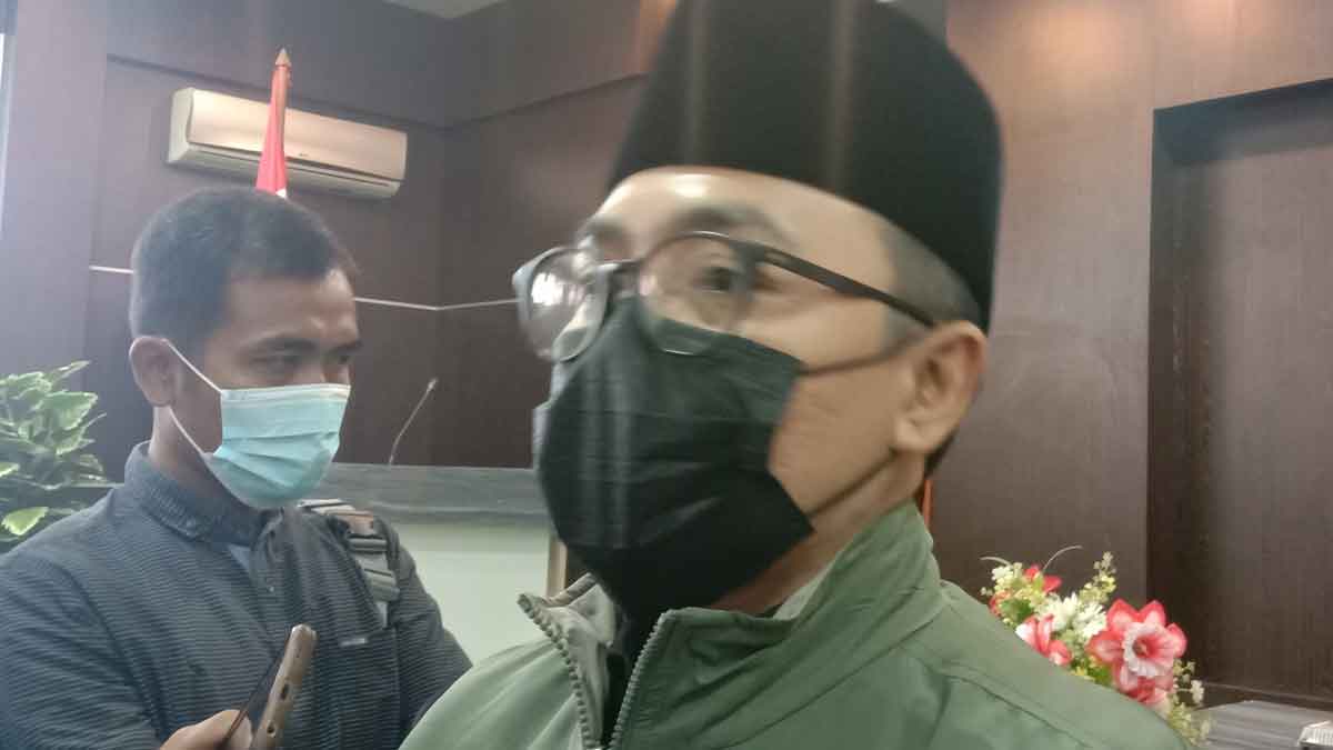 Bupati Baddrut Tamam Terharu Ingat Jasa Wabup Raja'e