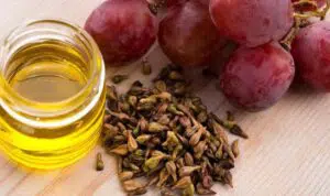 Kulit Sensitif, Ini 8 Facial Oil Alami yang Cocok Digunakan