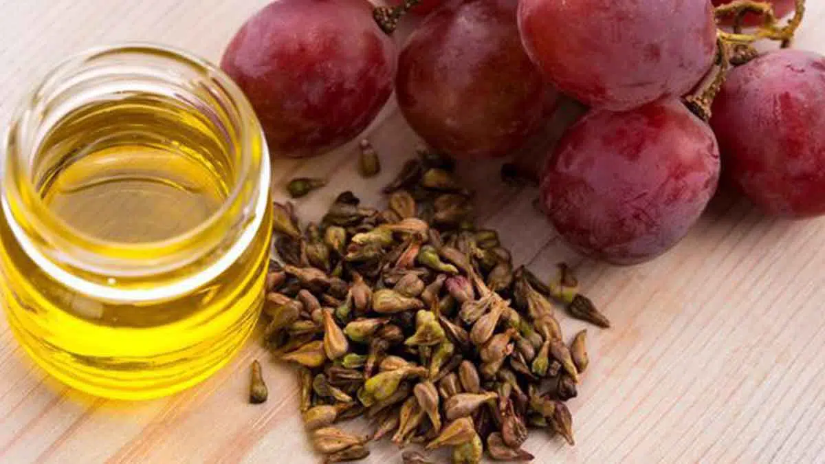 Kulit Sensitif, Ini 8 Facial Oil Alami yang Cocok Digunakan