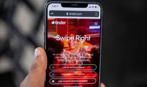 7-Cara-Dapatkan-Pasangan-di-Aplikasi-Tinder