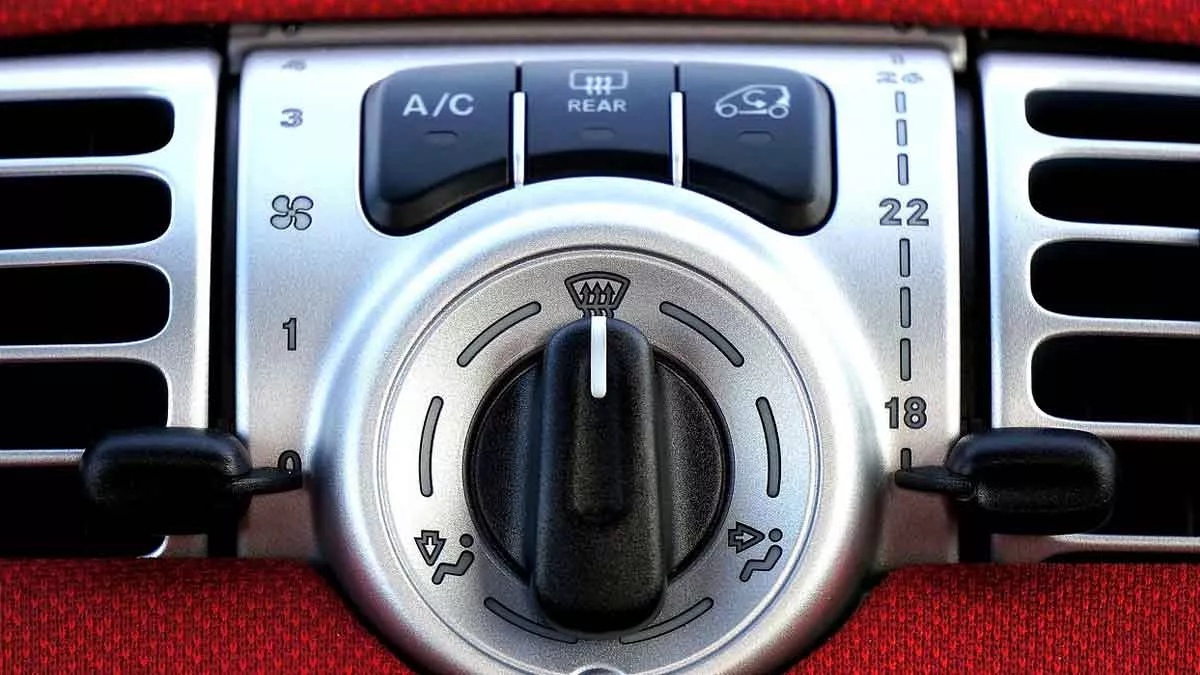 Ingin AC Mobil Selalu Dingin? Rawat 3 Komponen Ini