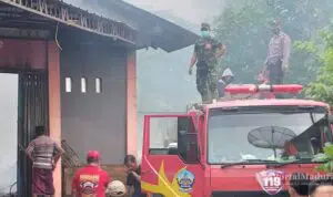 Ada Paket dari TKI di Gudang Ekspedisi Yang Terbakar di Bangkalan