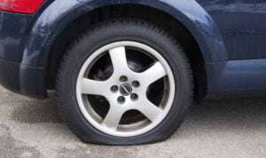 3 Penyebab Ban Tubeless Sering Kempes